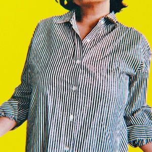 Gray Striped Long-Sleeve Gallagher Button-Up Blouse (Size M)